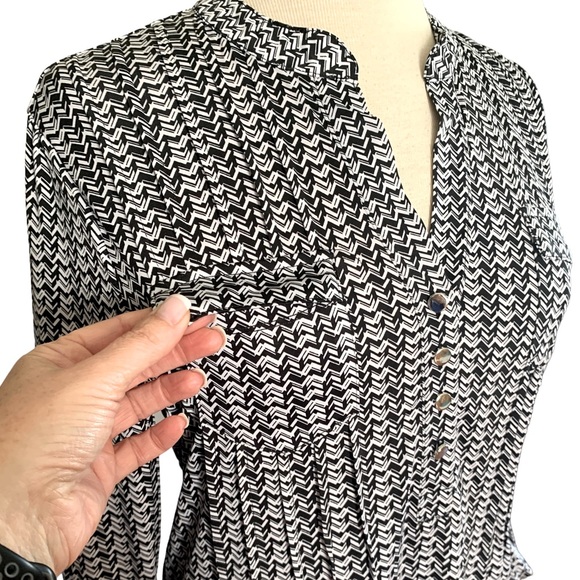 COCOMO Large 3/4 sleeve White Black women’s Pintuck Blouse top shirt - Picture 4 of 10